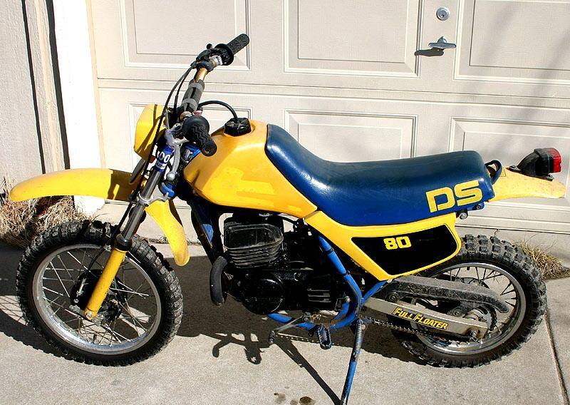 1985-Suzuki-DS80-Yellow-2199-0.jpg