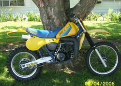1982-Suzuki-RM465-Yellow-2.jpg