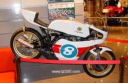 Yamaha-TZ350E-Macau-Museum.jpg