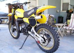 1981-Yamaha-YZ250-H-Yellow-2.jpg