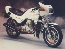 Moto-guzzi-v-35-imola-ii-1984-1986-0.jpg