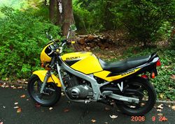 1999-Suzuki-GS500E-Yellow-0.jpg