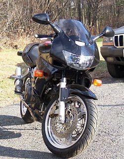 1999-Honda-VTR1000F-Black-3.jpg