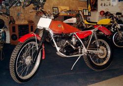 1978-Bultaco-Sherpa-T-Red-3103-0.jpg