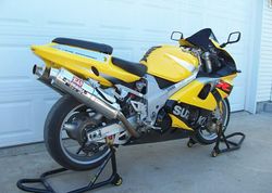 2002-Suzuki-TL1000R-Yellow-8894-1.jpg