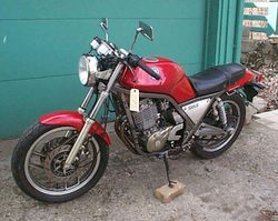 1986-Yamaha-SRX600-Red-6869-1.jpg
