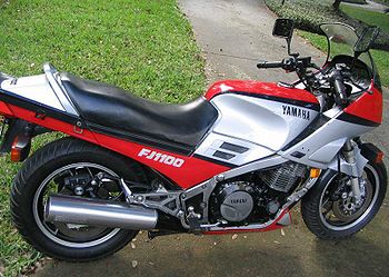 1984-Yamaha-FJ1100-RedSilver-7891-2.jpg