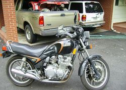 1981-Yamaha-XJ750RH-Black-1.jpg