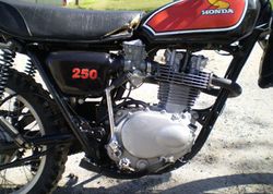 1975-Honda-XL250K2-BlackRed-6334-2.jpg