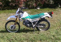 1994-Yamaha-XT225-Serow-Green-1.jpg