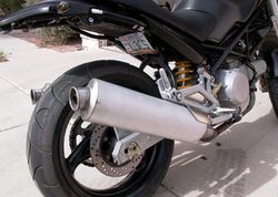 2001-Ducati-Monster-600-Black-8291-4.jpg