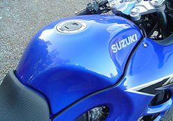 2003-Suzuki-GSX600F-Blue-3.jpg