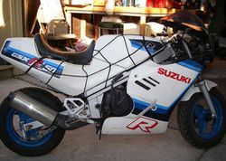 1987-Suzuki-GSX-R50-WhiteBlue-115-0.jpg