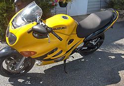 2003-Suzuki-GSX600F-Yellow-2.jpg