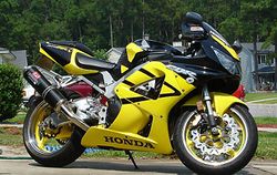 2001-Honda-CBR929RR-Yellow-0.jpg