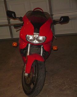 2005-Ducati-Supersport-800-Red-8431-3.jpg