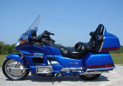1996-Honda-GL1500A-Blue-4.jpg