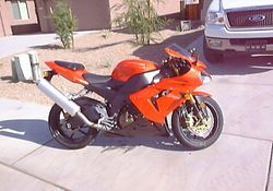 2005-Kawasaki-ZX1000-C2-Orange-0.jpg