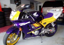 1998-Honda-CBR600SE-Purple-362-1.jpg