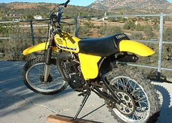1976-Yamaha-YZ125-Yellow-4.jpg