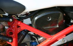 2004-Ducati-999R-FILA-Red-9218-2.jpg