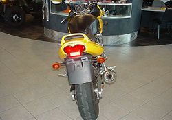2003-Suzuki-GSF600S-Yellow-3.jpg