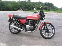 1981-Kawasaki-KZ550-A2-in-Red-1234-3.jpg