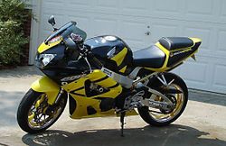 2001-Honda-CBR929RR-Yellow-4.jpg
