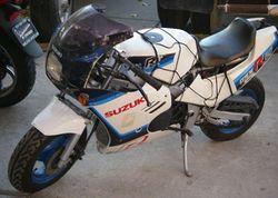 1987-Suzuki-GSX-R50-WhiteBlue-115-2.jpg