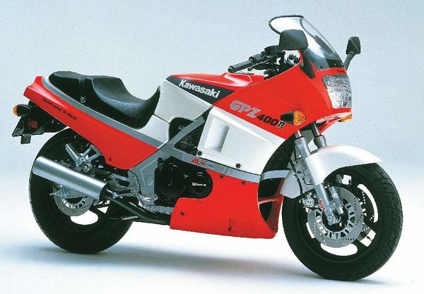 Kawasaki GPz400R