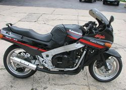 1989-Kawasaki-ZX1000-B2-Black-8656-4.jpg
