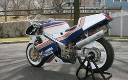 1990-Honda-RC30-with-HRC-Race-Kit--4609-3.jpg