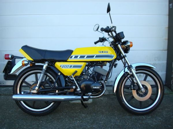 1974 - 1980 Yamaha RD 200
