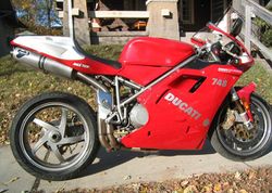 2001-Ducati-748-Red-1376-0.jpg