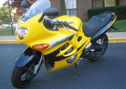 2003-Suzuki-GSX600F-Yellow144-1.jpg