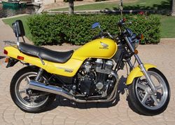 1996-Honda-CB750-Nighthawk-Yellow-0.jpg