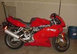 2005-Ducati-Supersport-800-Red-8431-0.jpg