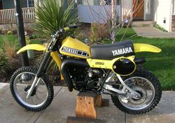 1979-Yamaha-YZ250-Yellow-3542-0.jpg