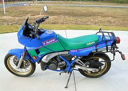 1990-Yamaha-TDR250-Blue-1.jpg