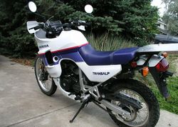 1989-Honda-XL600V-White-1.jpg