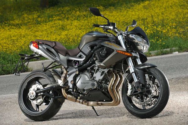 2010 Benelli TNT 899 Century Racers Limited Edition
