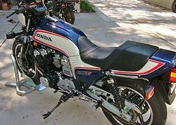 1983-Honda-CB1100F-Blue152-1.jpg