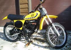 1976-Yamaha-YZ125C-Yellow-3338-1.jpg