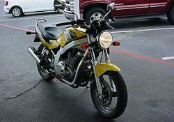 1999-Suzuki-GS500E-Yellow-3.jpg