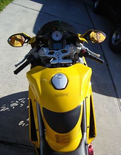 2004-Ducati-749-Yellow-2314-3.jpg