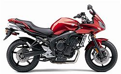 2007-Yamaha-FZ6-in-Candy-Red-right-side.jpg