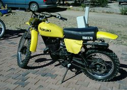 1977-Suzuki-RM370-Yellow-9247-1.jpg
