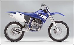 2001 Yamaha YZ250F right profile.jpg