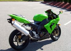2005-Kawasaki-ZX1000-C2-Green-0.jpg