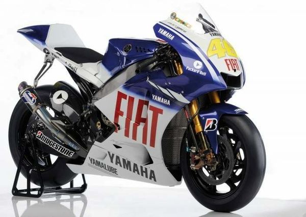 Yamaha YZF1000R1 MotoGP Rossi Replica